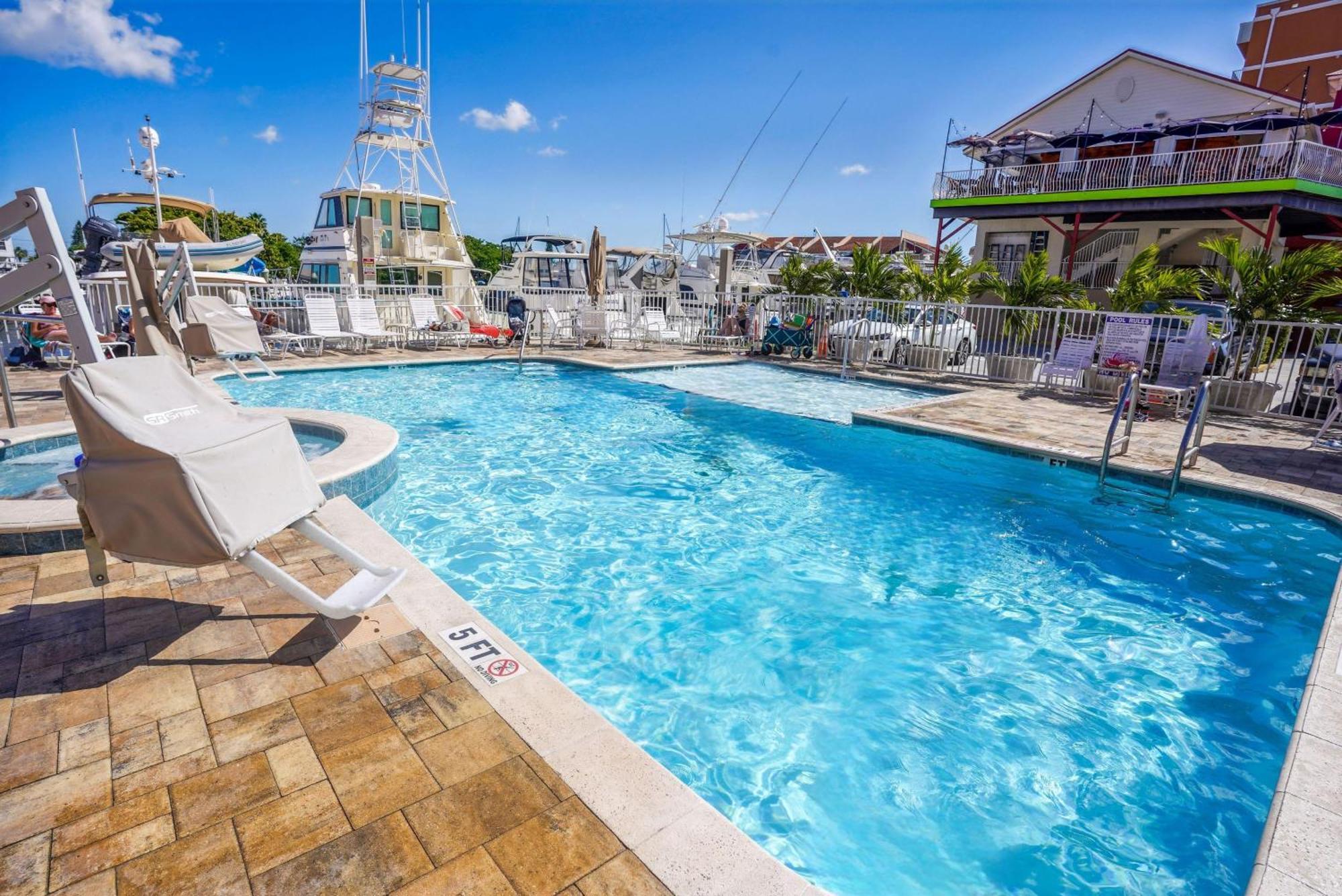 Madeira Bay Resort I 1504 St. Pete Beach Exterior photo